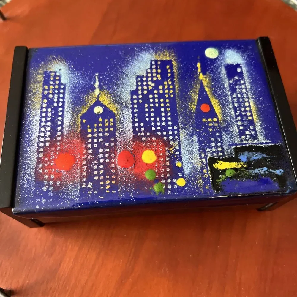Trinket Box Vintage City‎ Scene